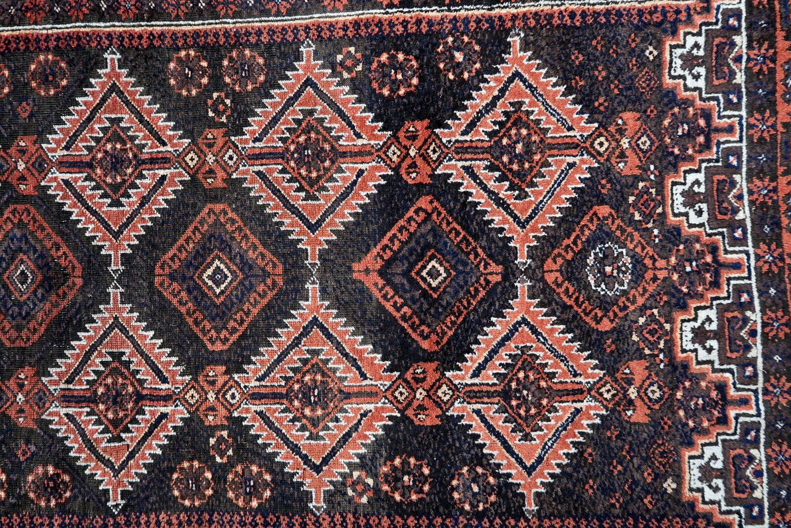 Tapis Baluuch Antique – Laine Tribal – Poil Usé Patiné – 102 x 181 cm