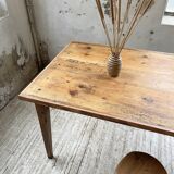 Farmhouse table with spindle legs 2m
