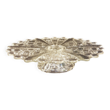 Presentation dish on glass foot