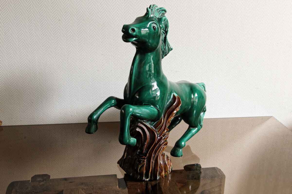 Green earthenware horse