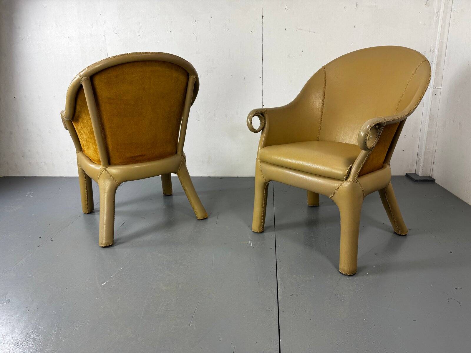 Modernist tropical brutalist leather chairs from Budji Layug, 1990s, set of 2