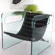 Fauteuil en cuir noir par Giovanni Tommaso Garattoni Italie verre et cuir noir