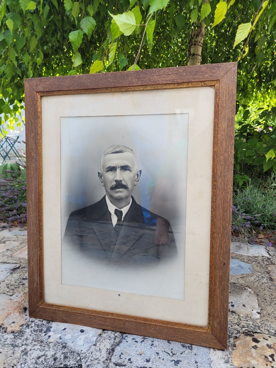 Framed portrait of a man.