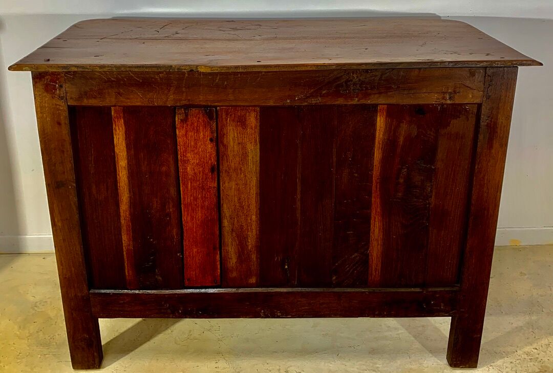 Commode louis XIV style