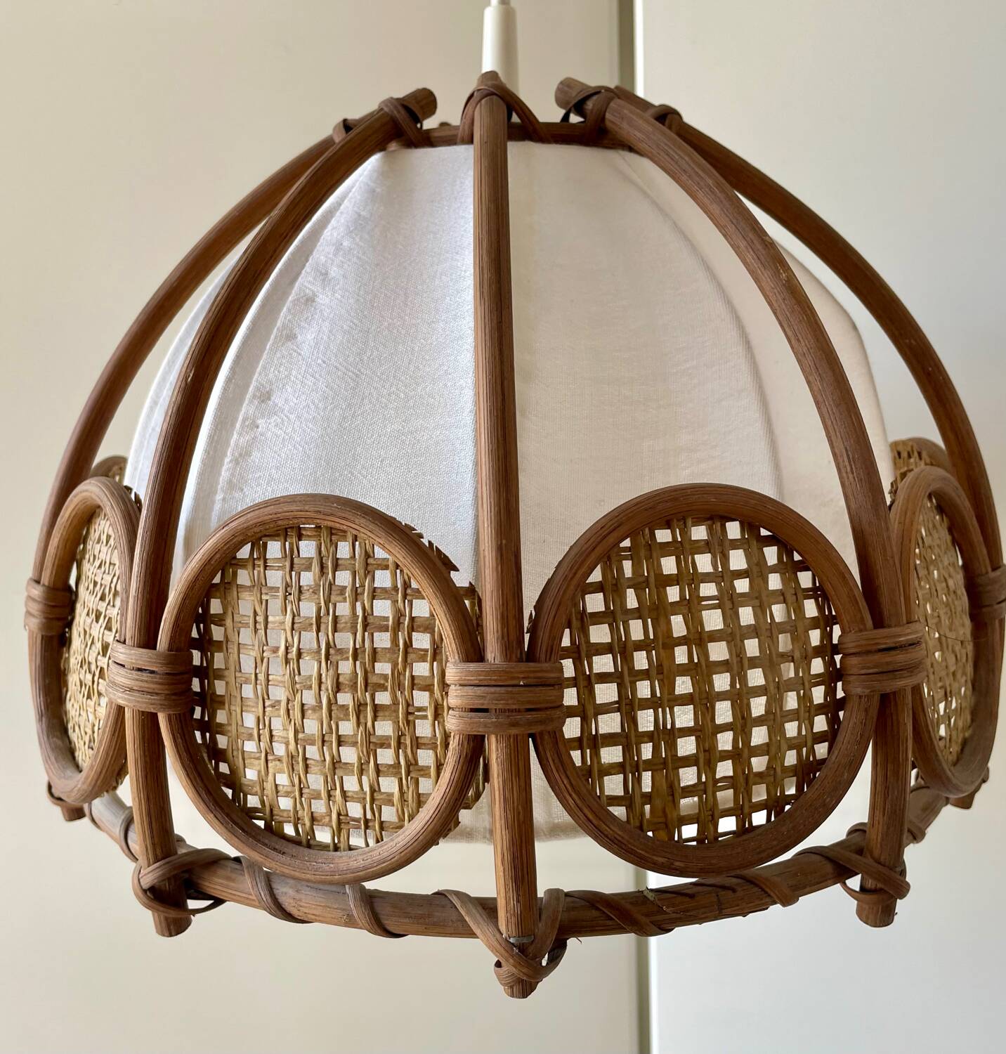 Bamboo and rattan suspension from the 60s/70s.