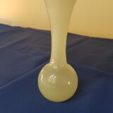 Vase opaline