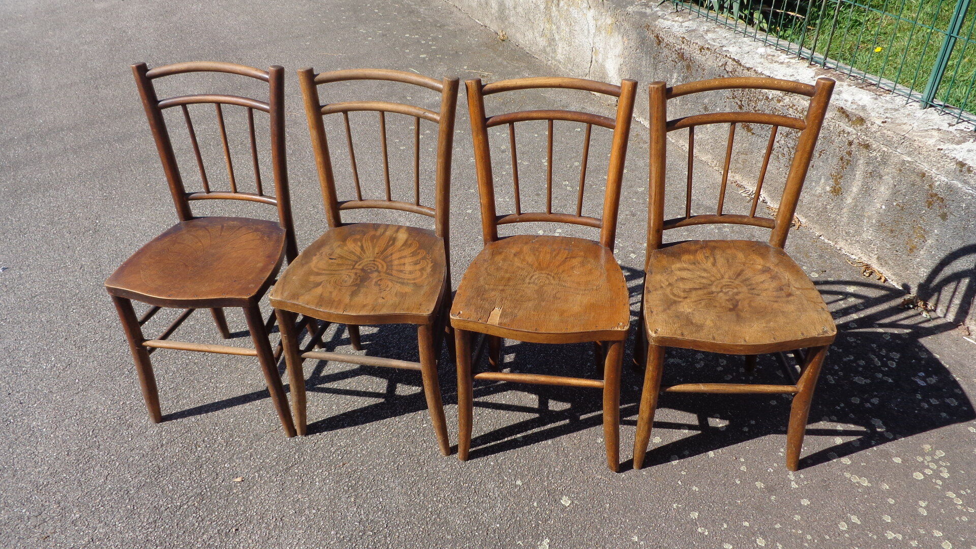 4 bistro chairs 1900
