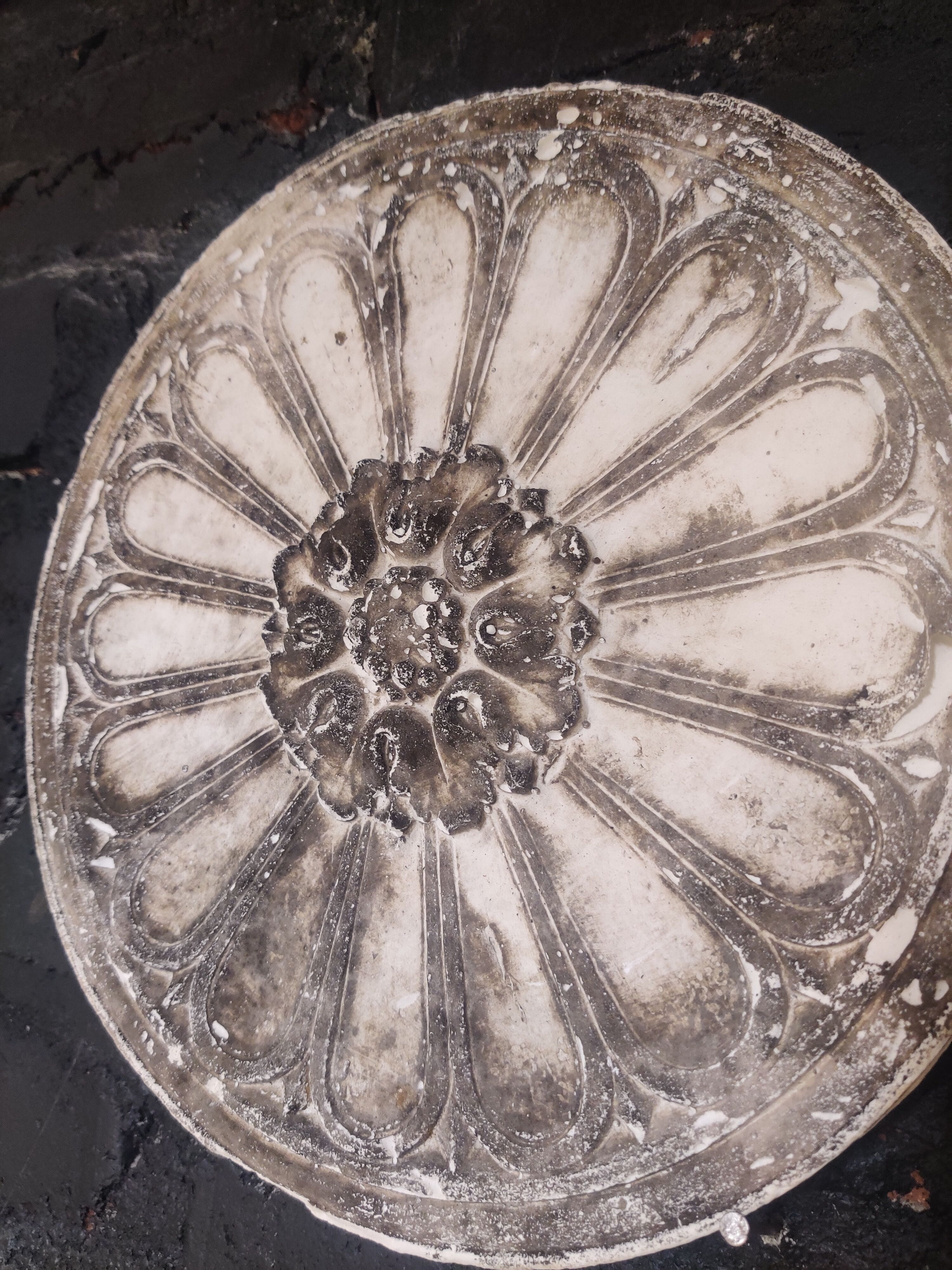Plaster rosette