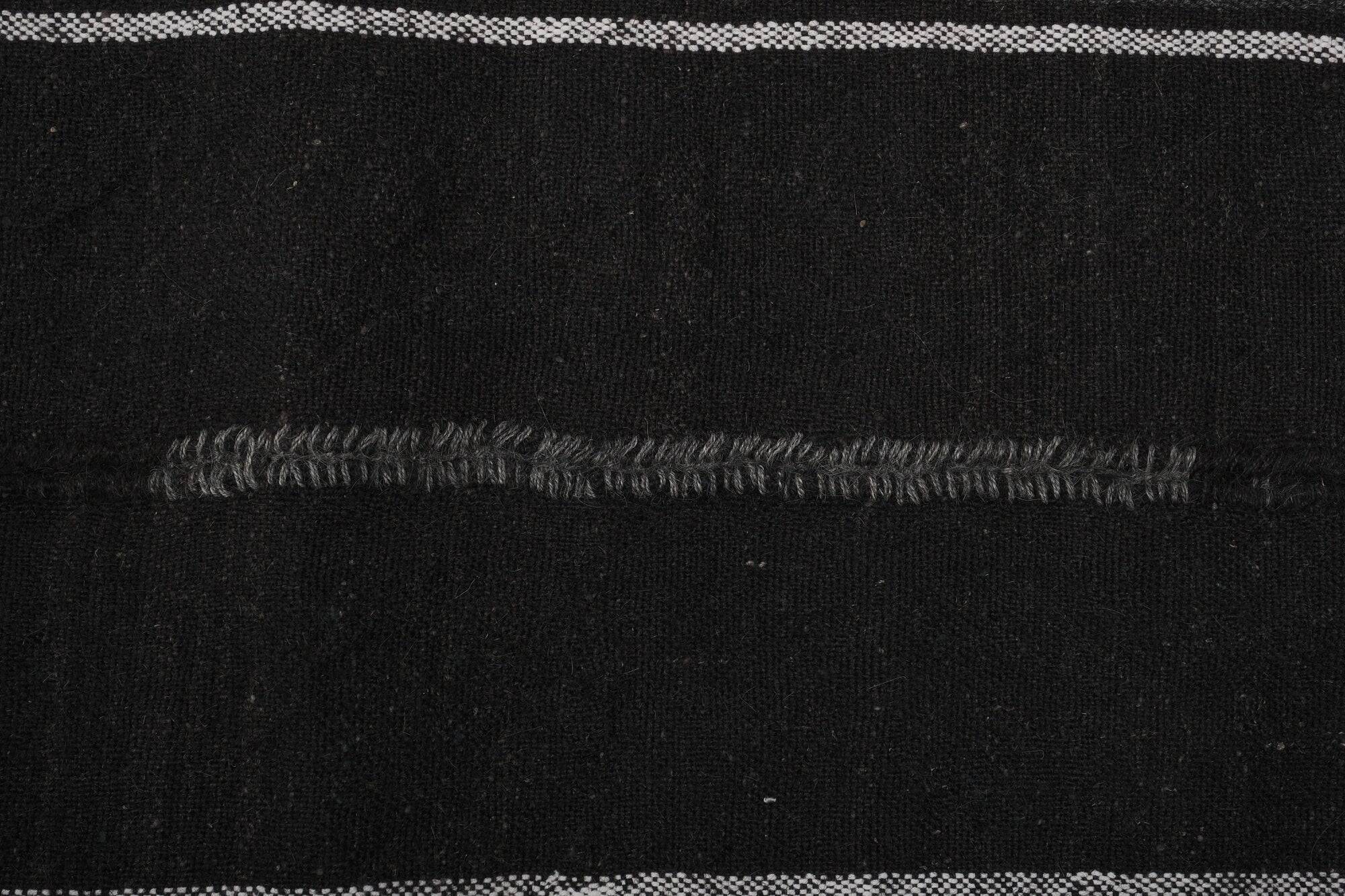 Kilim turc vintage tissé main 240x330 cm