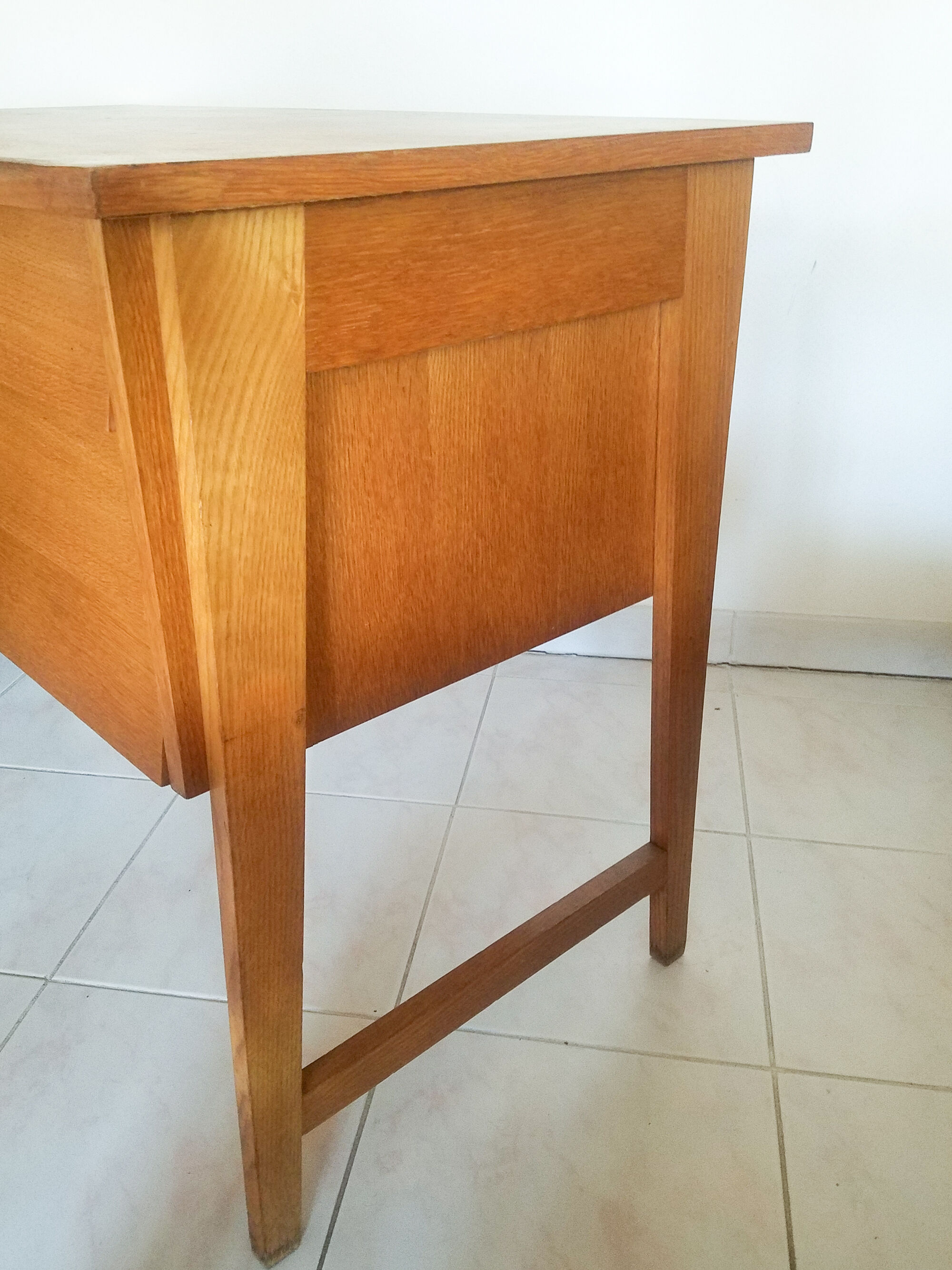 Vintage 1950 oak desk and oak grazing