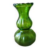 Vintage emerald green glass vase