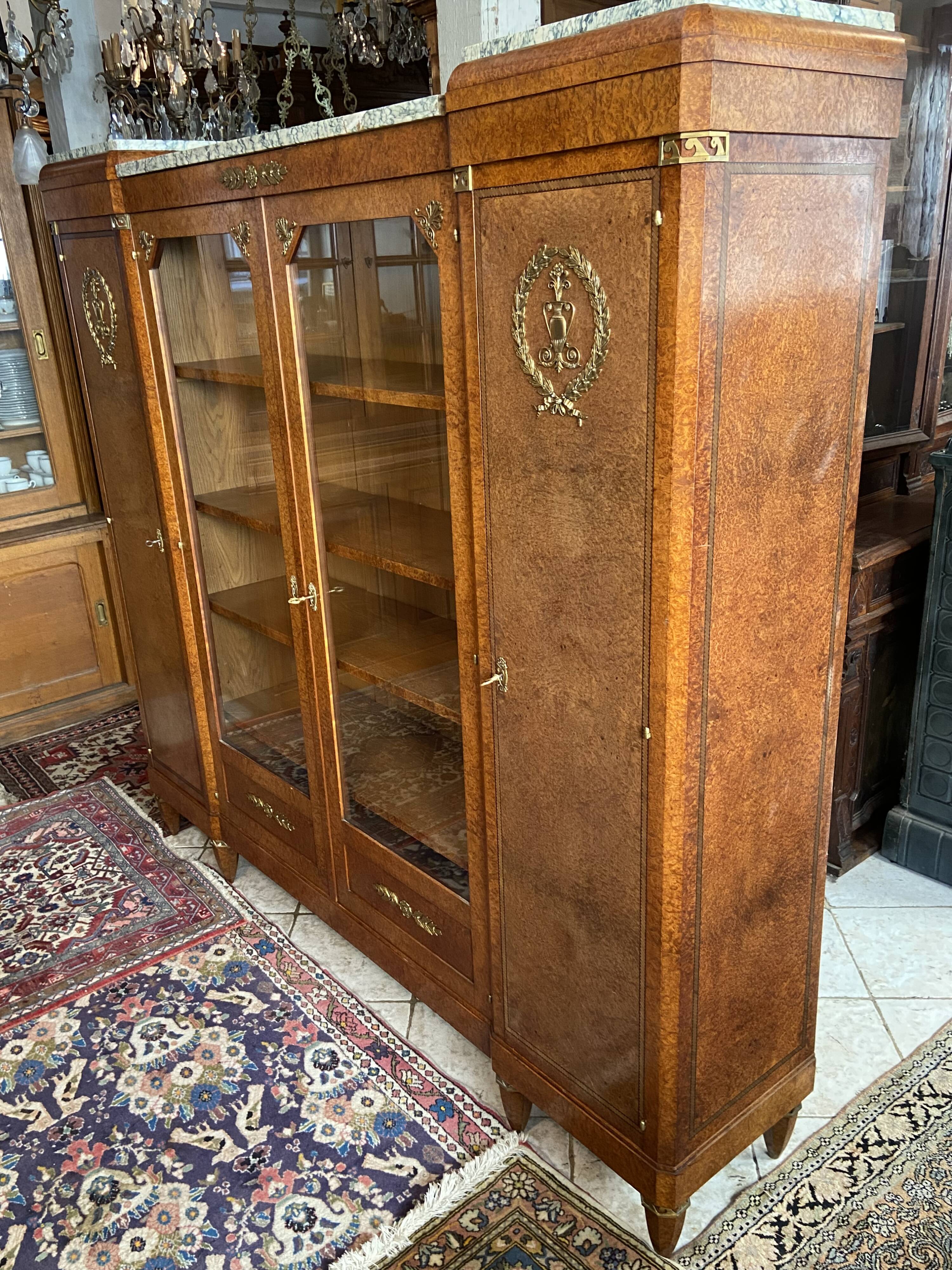 Showcase library in Neoclassical style, 1930, walnut burl and bronze.