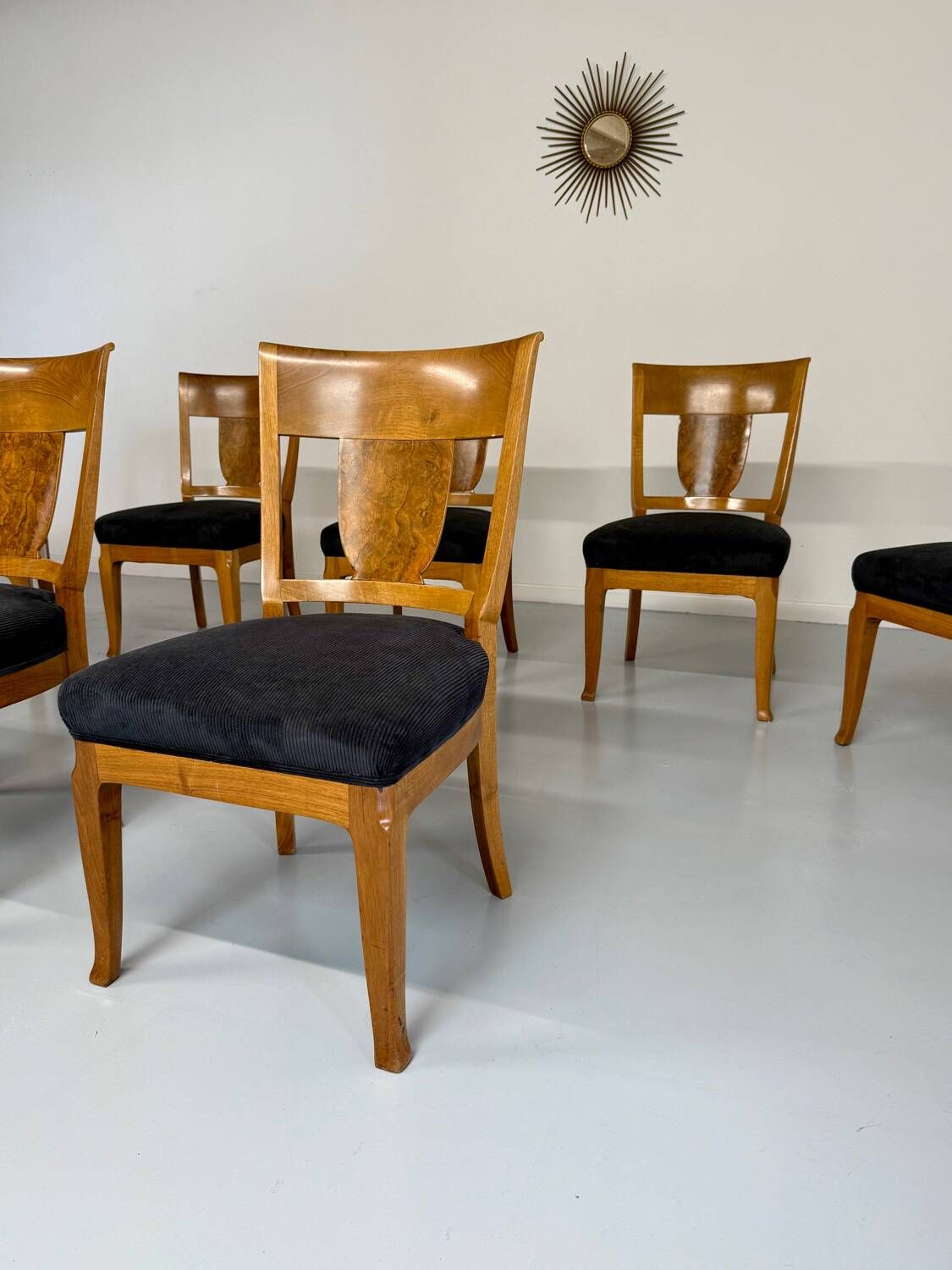 Set of 8 19th century Biedermeier art deco chairs in walnut with new upholstery