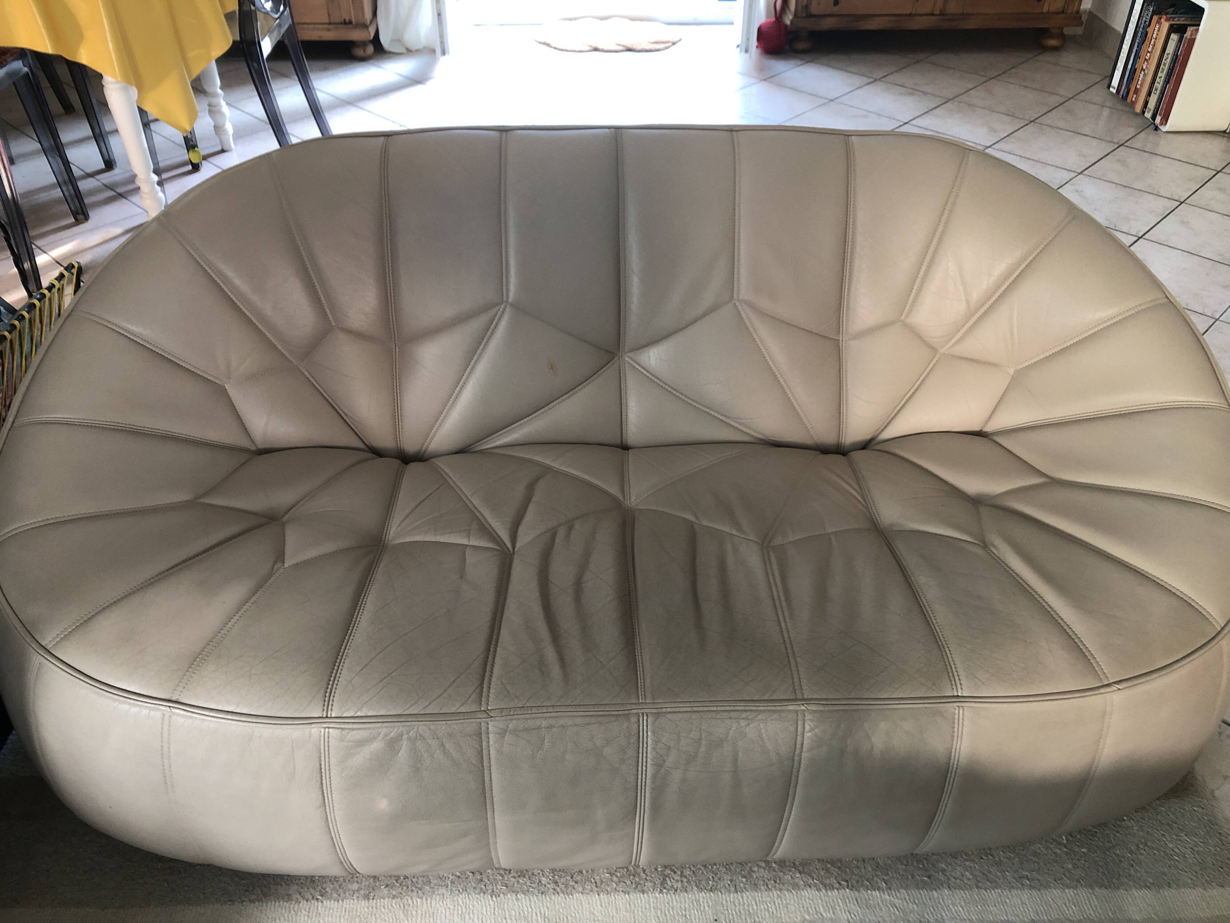 2-seater leather Ottoman sofa