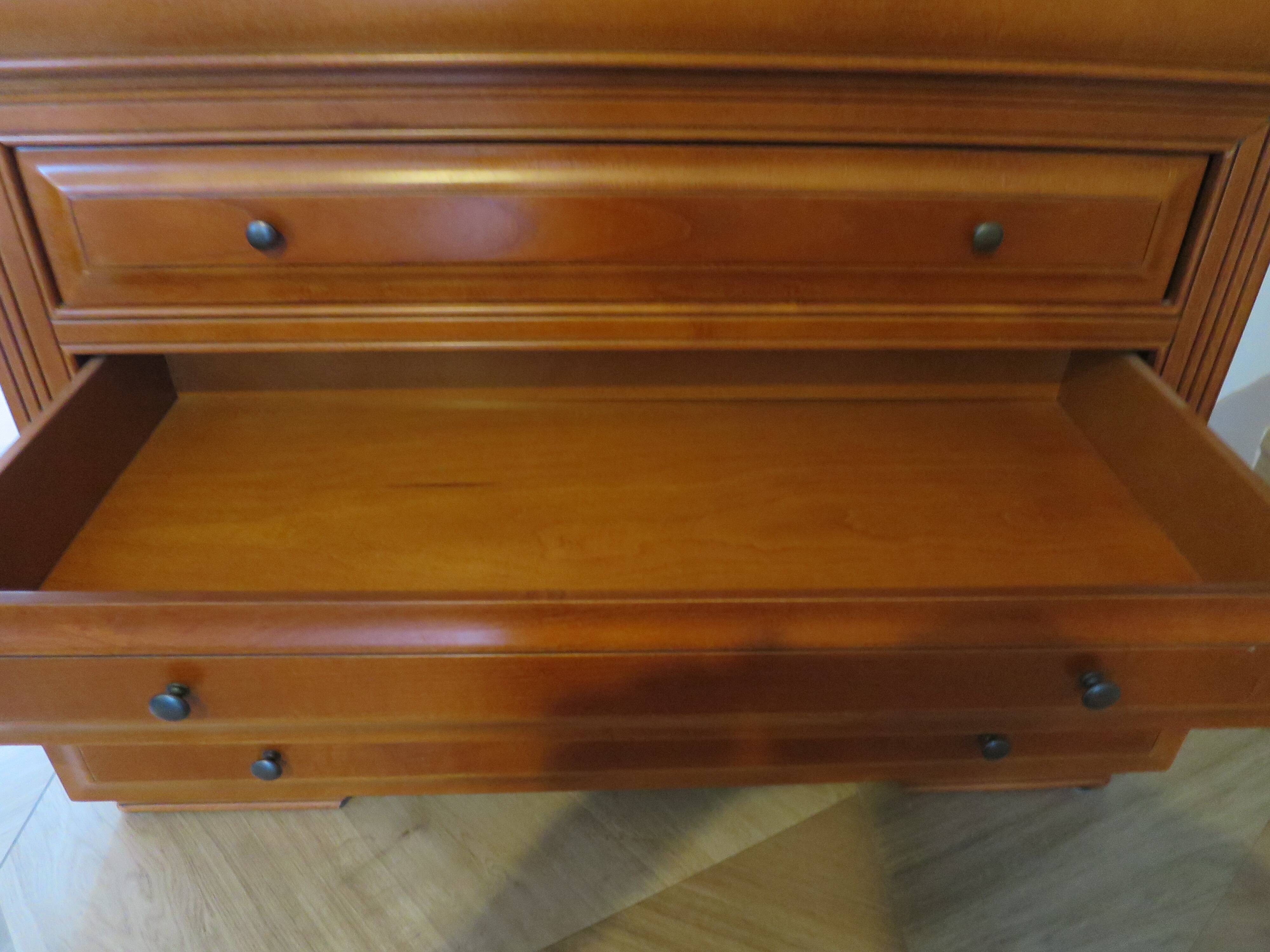 Chest of drawers in solid cherry wood with a curved top - Louis Philippe style - 4 drawers