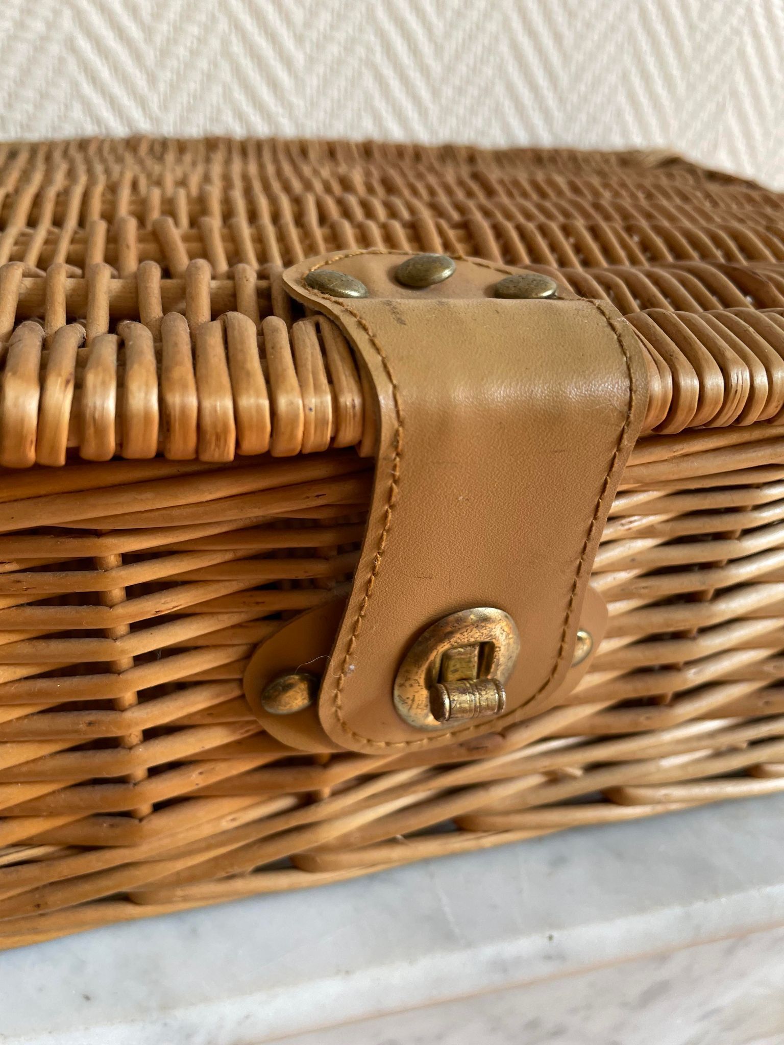 Wicker suitcase imitation leather