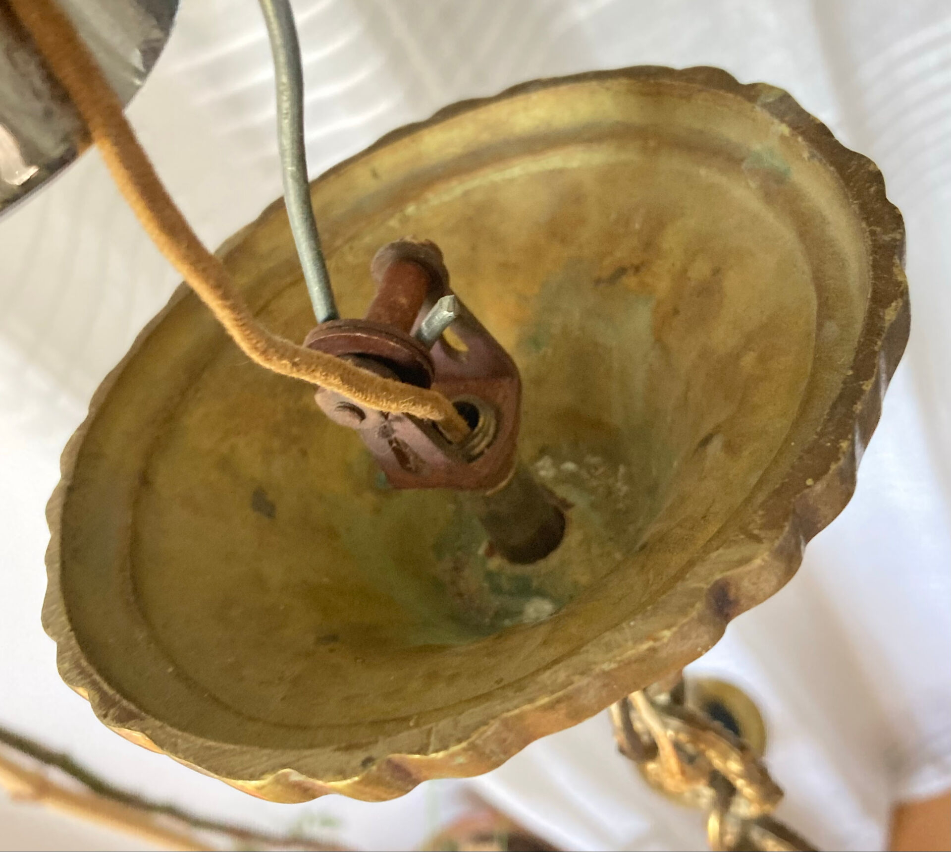 Louis XV style chandelier from the mid-20th century in solid gilded bronze.