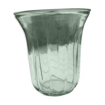 Transparent glass vase