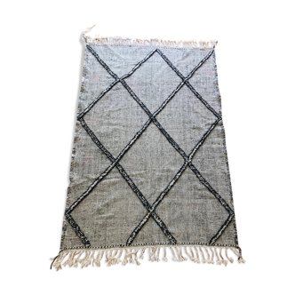 Tapis marocain zanafi 250 x 155 cm