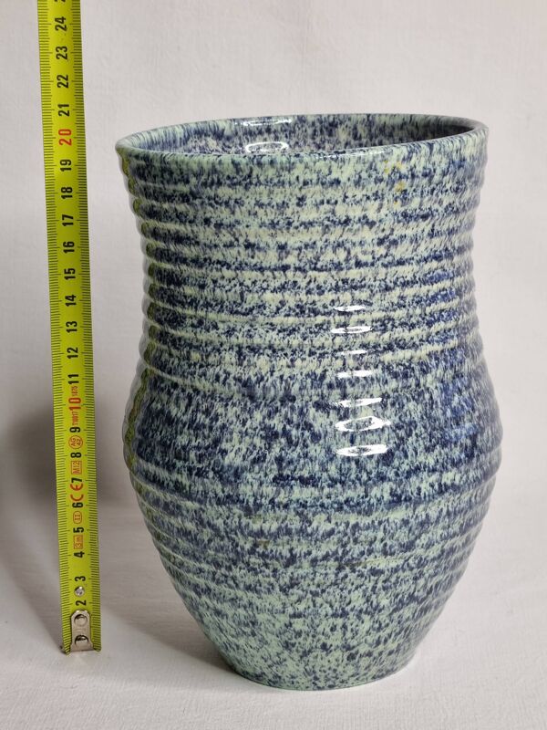 Vase en grès émaillé bleu moucheté – signé Accolay – 20 cm