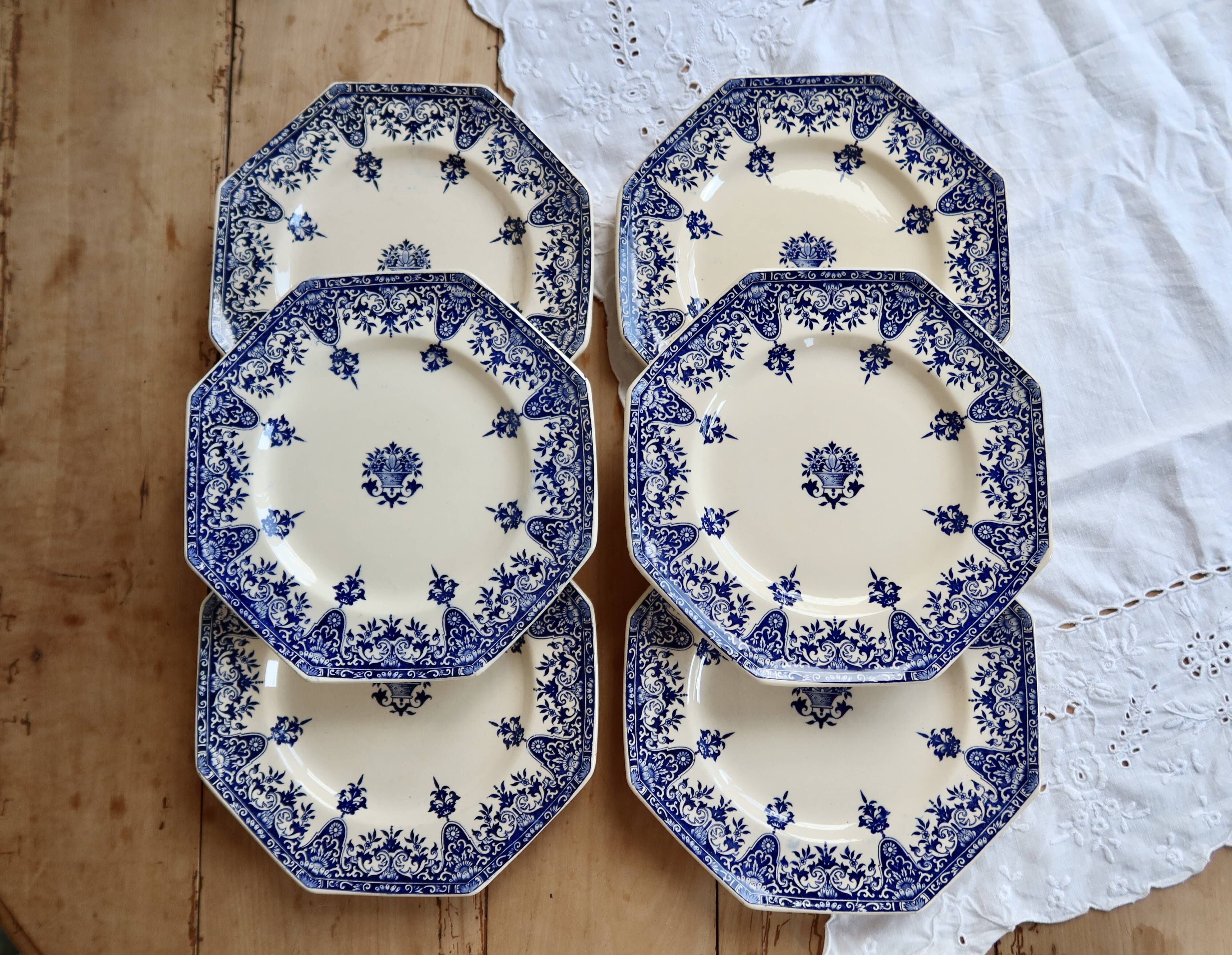6 flat plates made of ironstone Longchamp model Rouen 19th century