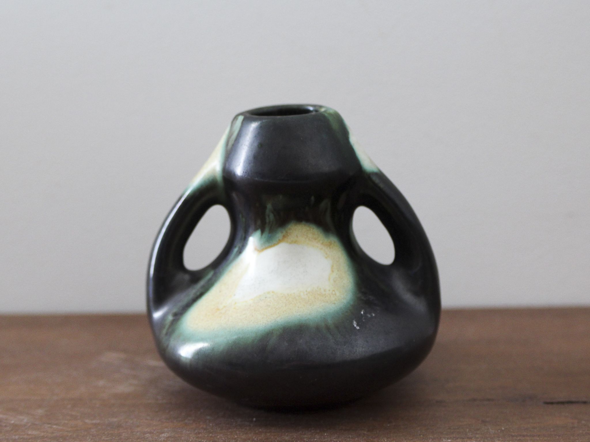 Double handle vase Thulin Belgium