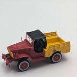 Pinder Dodge WC52 1/43ième et sa remorque Service des eaux