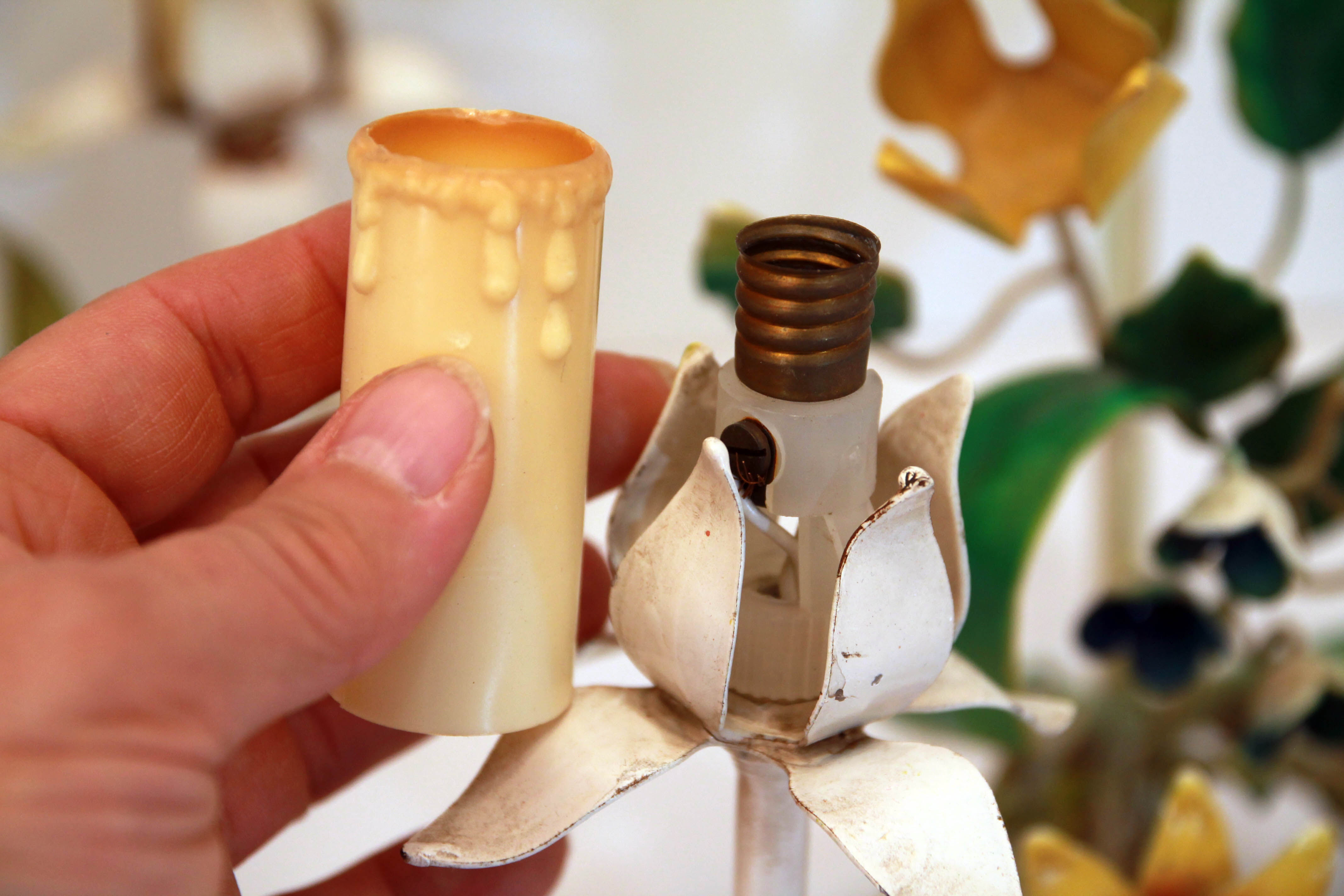 Pair of painted sheet metal wall lamps