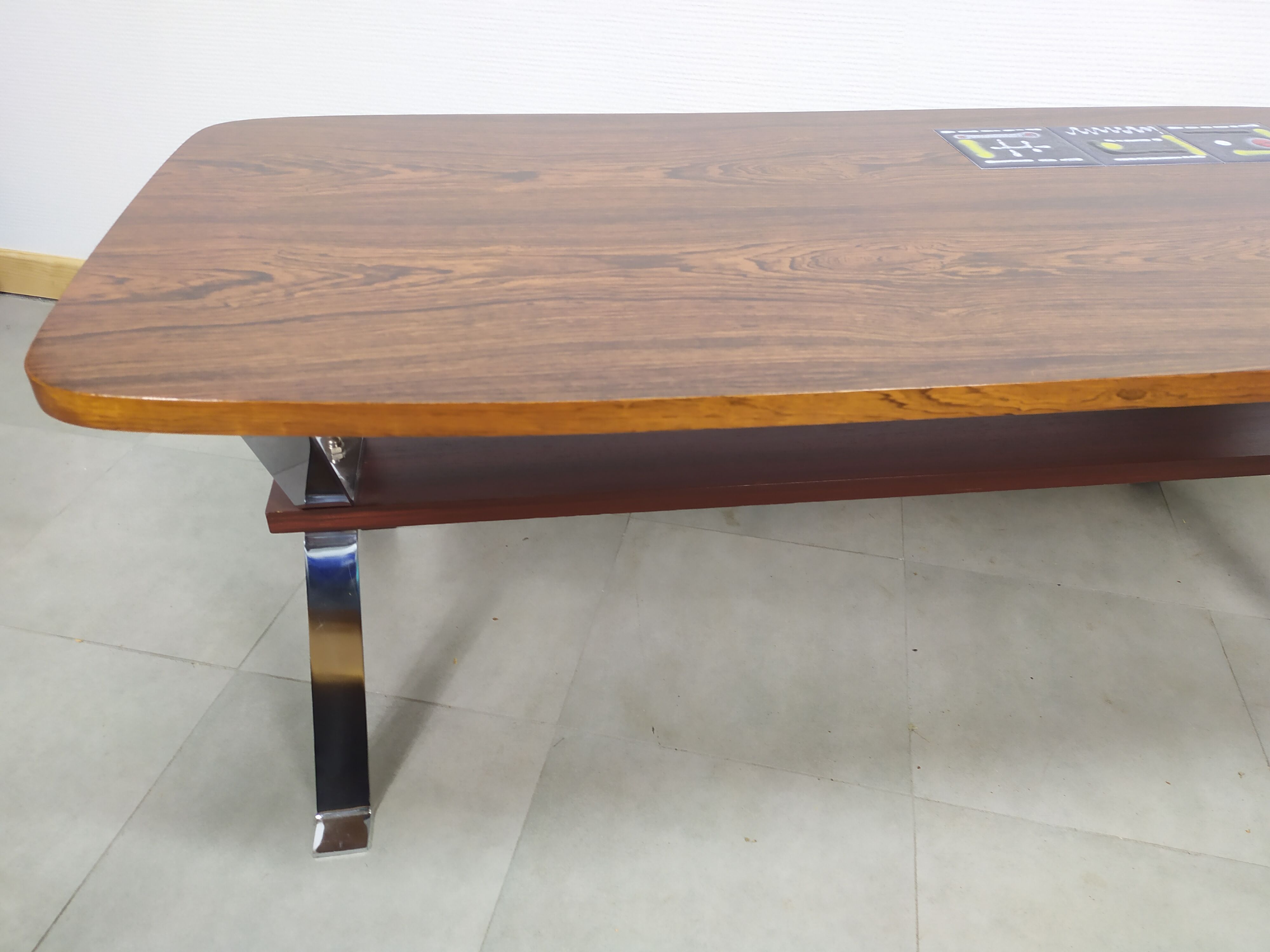 Table basse art déco vintage bois carrelage chrome