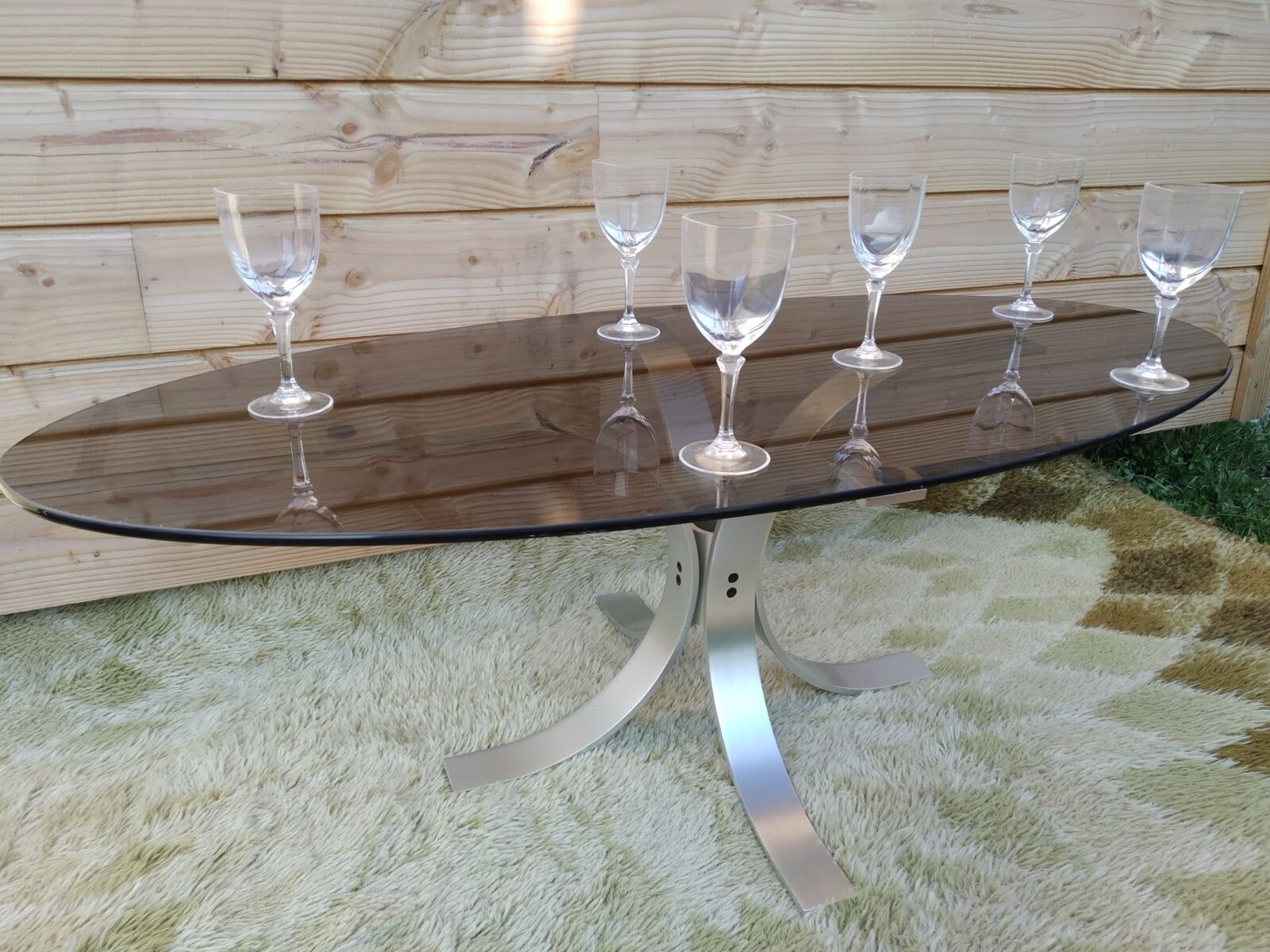 Table basse verre fumé pied aluminium brossé
