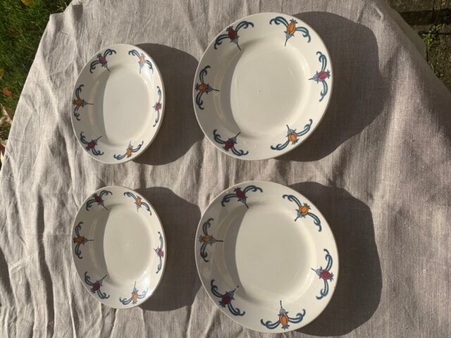 4 flat plates longchamp iron earth model Suzy art deco