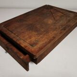 Ancienne planche à découper en bois avec tiroir pour les couteaux . billot ...