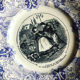 Old talking plate. Opaque from Sarreguemines. 19th century. Violet, black and white. Militaria. Love