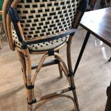 Bar stool