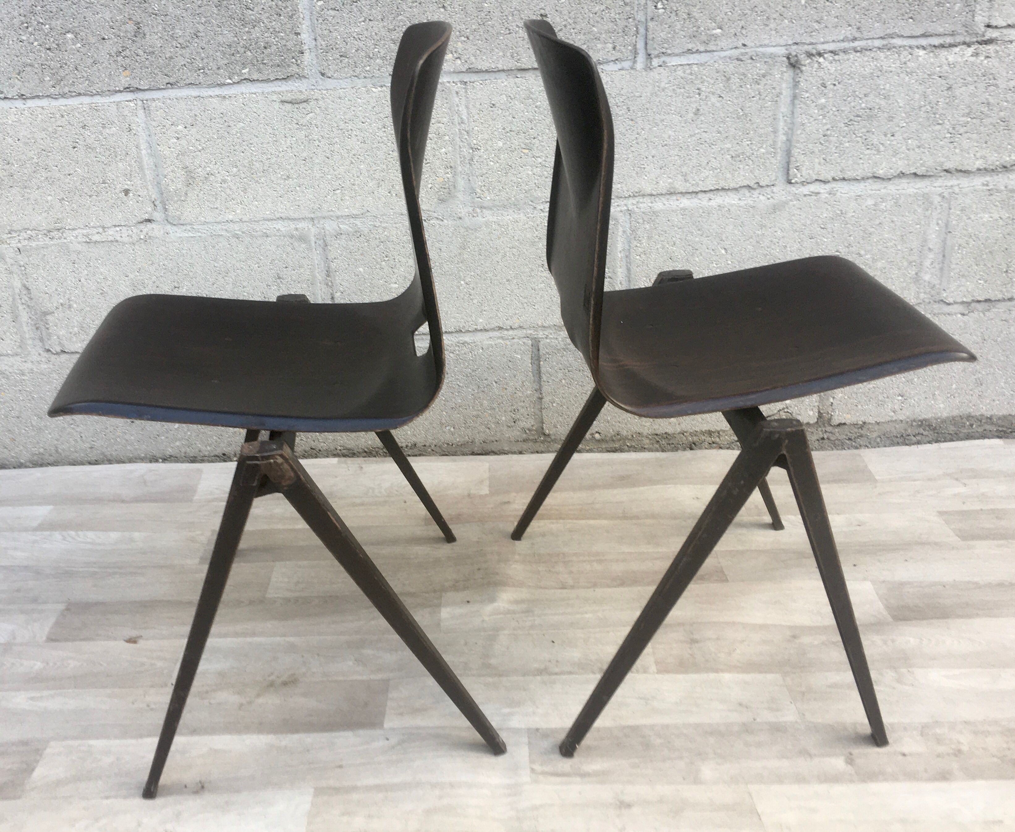 Chairs Galvanitas S22