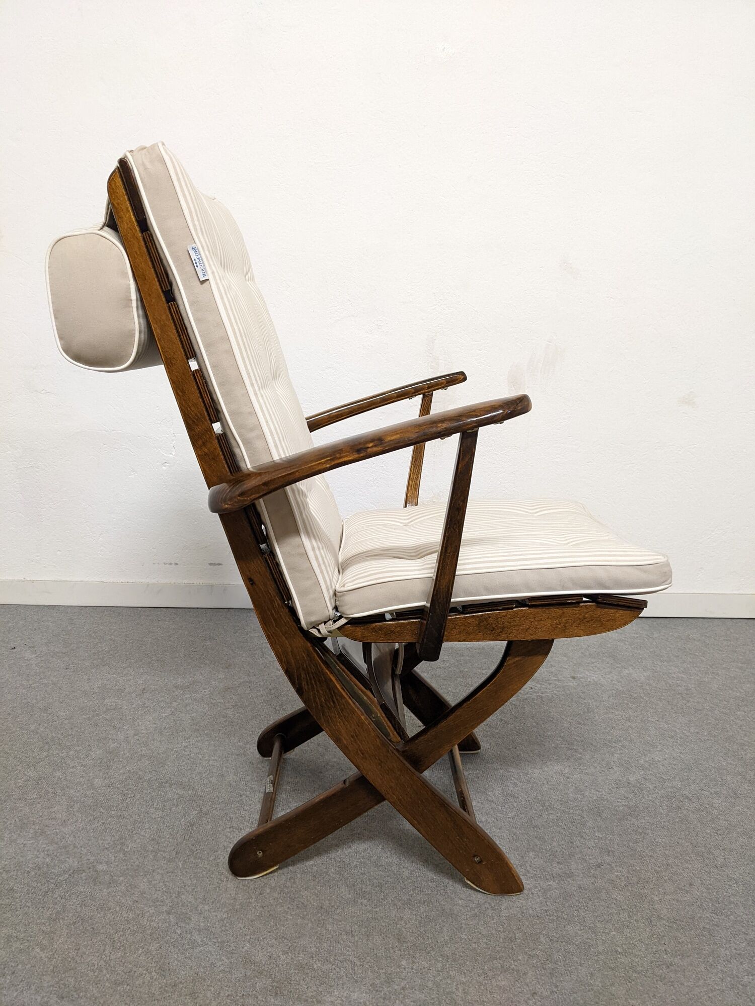 Series of 4 relax armchairs from the 60s/70s by Triconfort