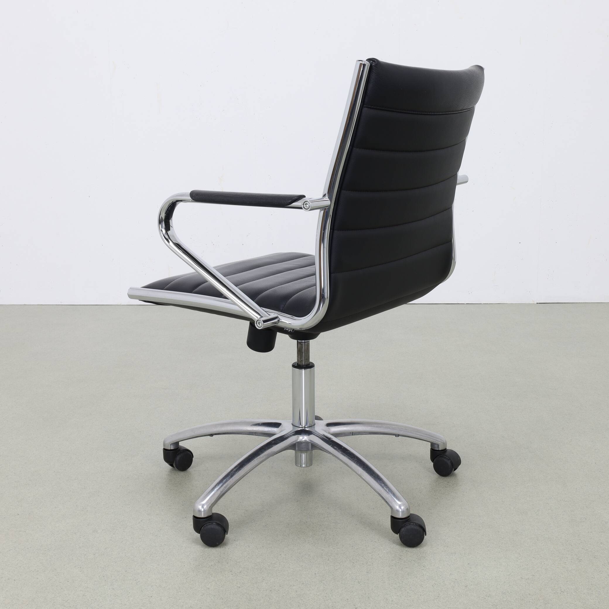 Chrome office chair by Sitland Italy, 2000s