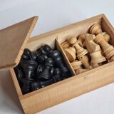 Antique Staunton Design Chess Set - Turned Wood Pieces (King 7cm)