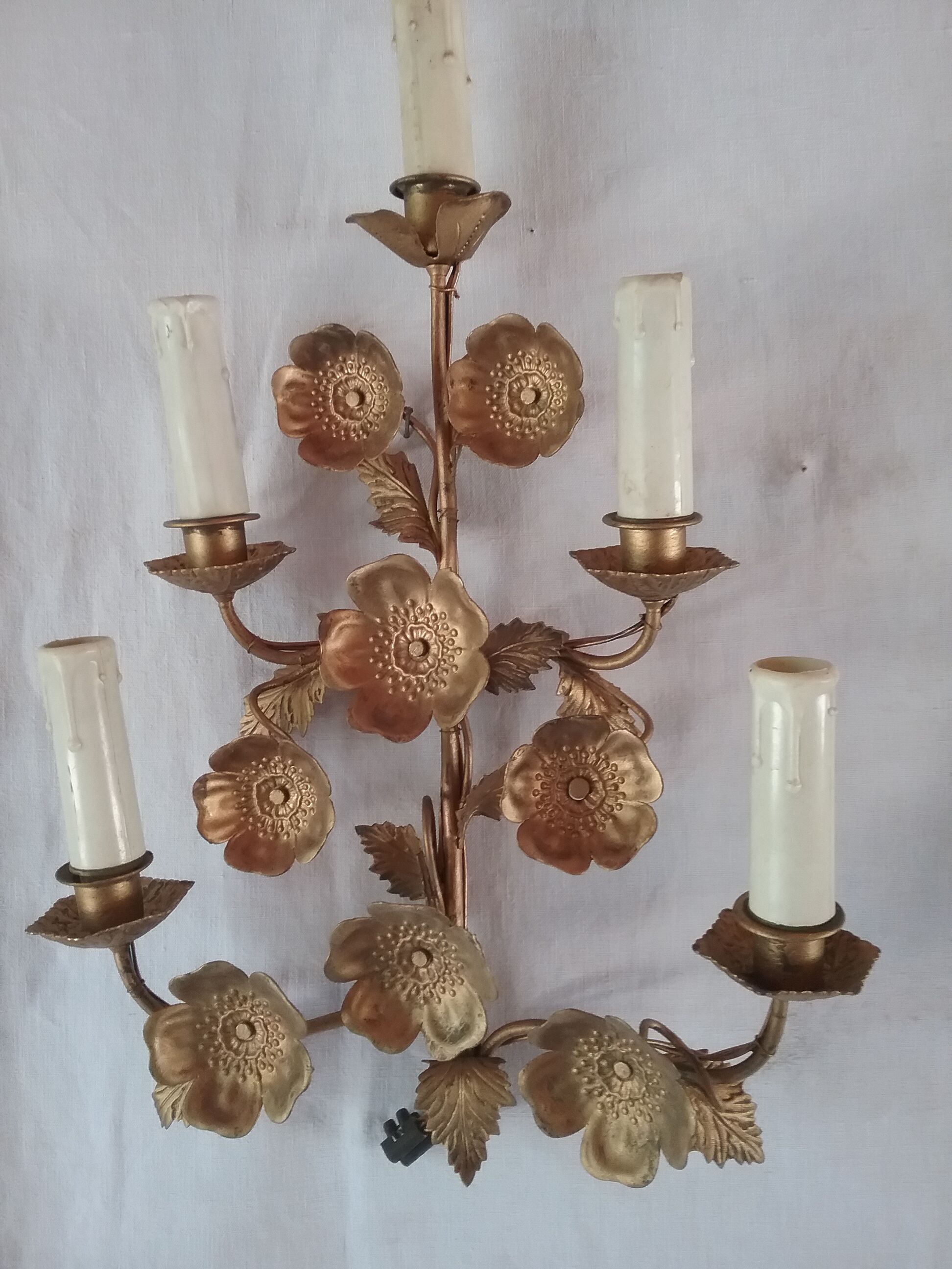 Pair of gold metal wall light