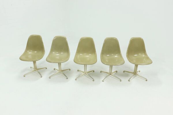 Ensemble de 5 chaises de salle à manger La Fonda par Charles & Ray Eames pour Vitra Herman Mil