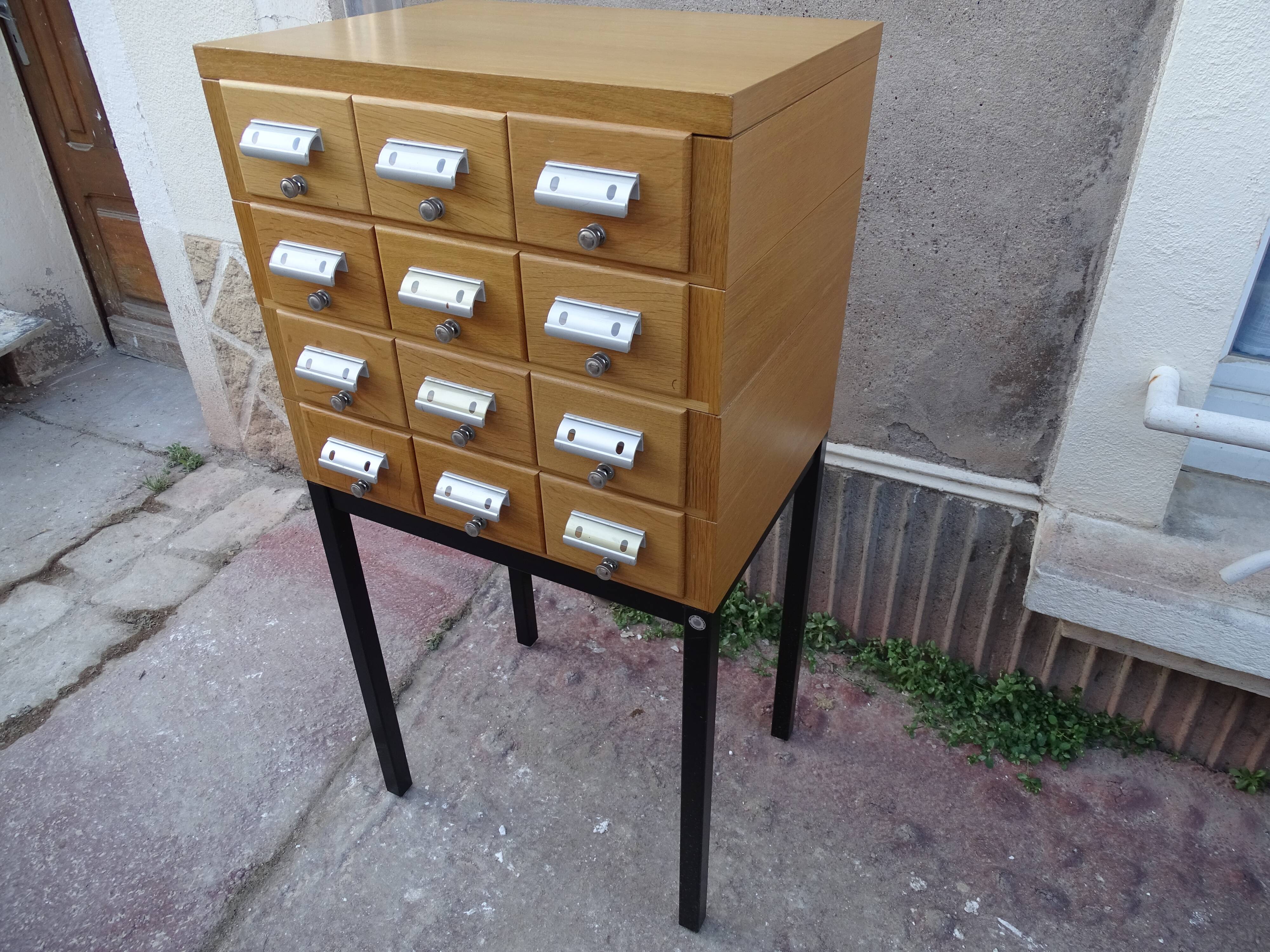 Meuble a tiroir Borgeaud vintage meuble de métier Top design