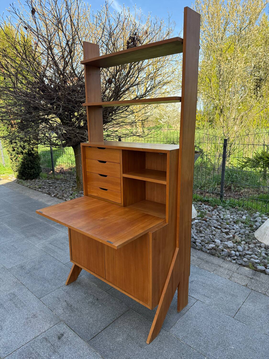 Secrétaire moderniste, années 60