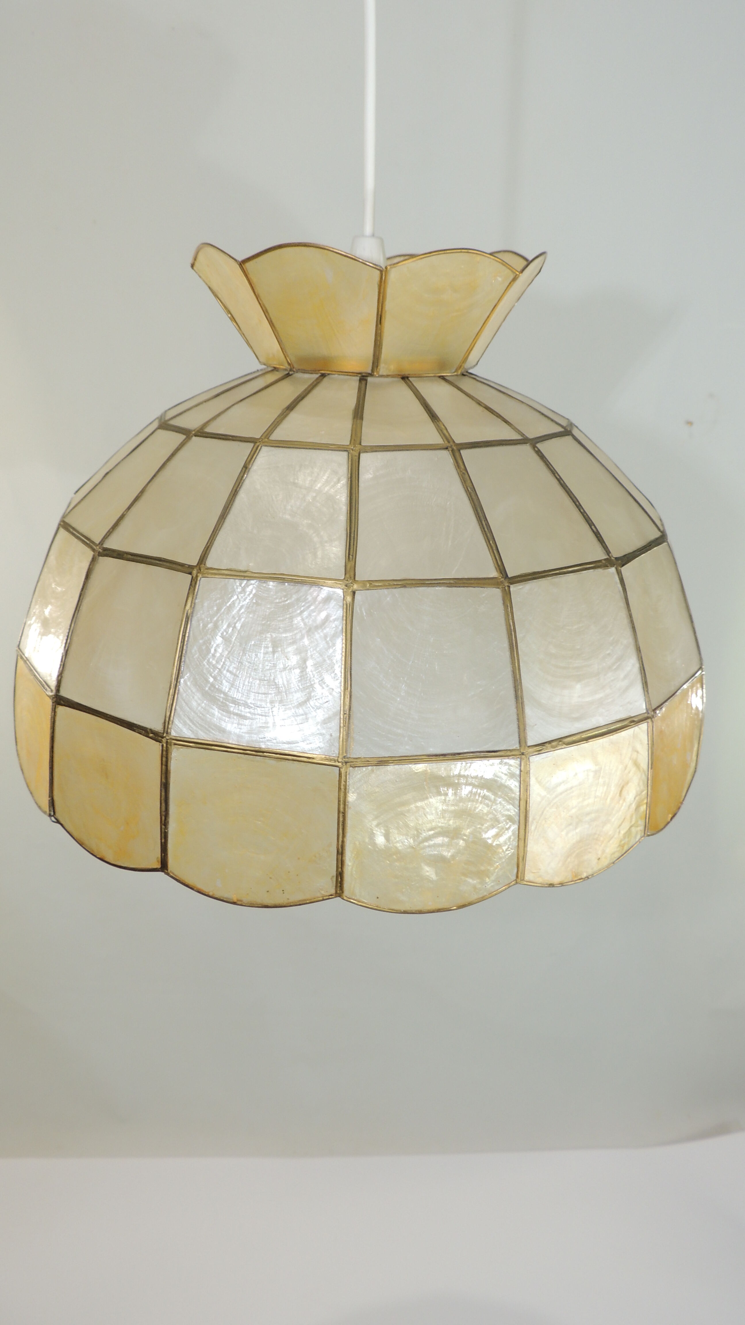 Large mother-of-pearl / vintage suspension