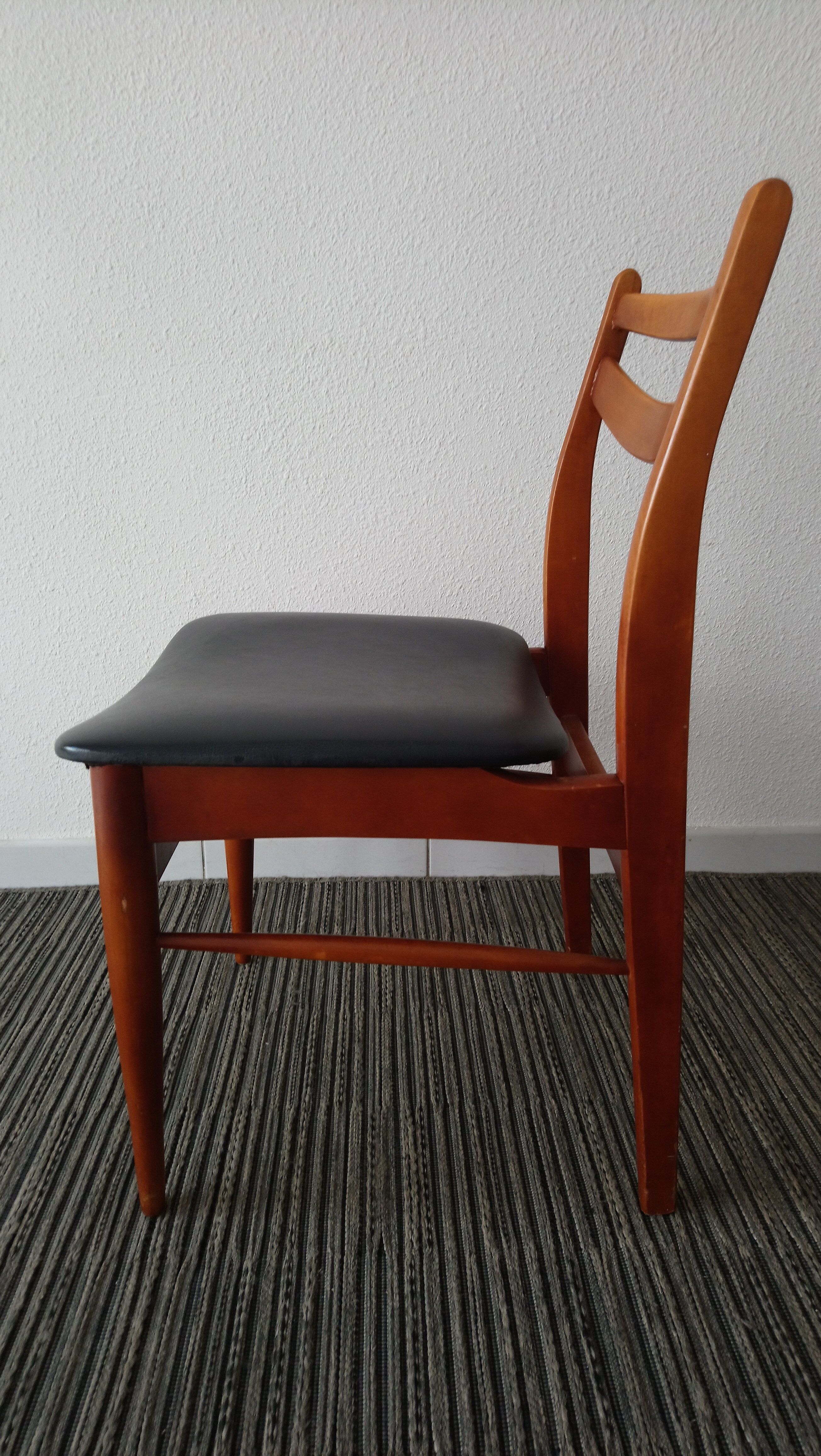 Set of 4 chairs scandinavian 70s