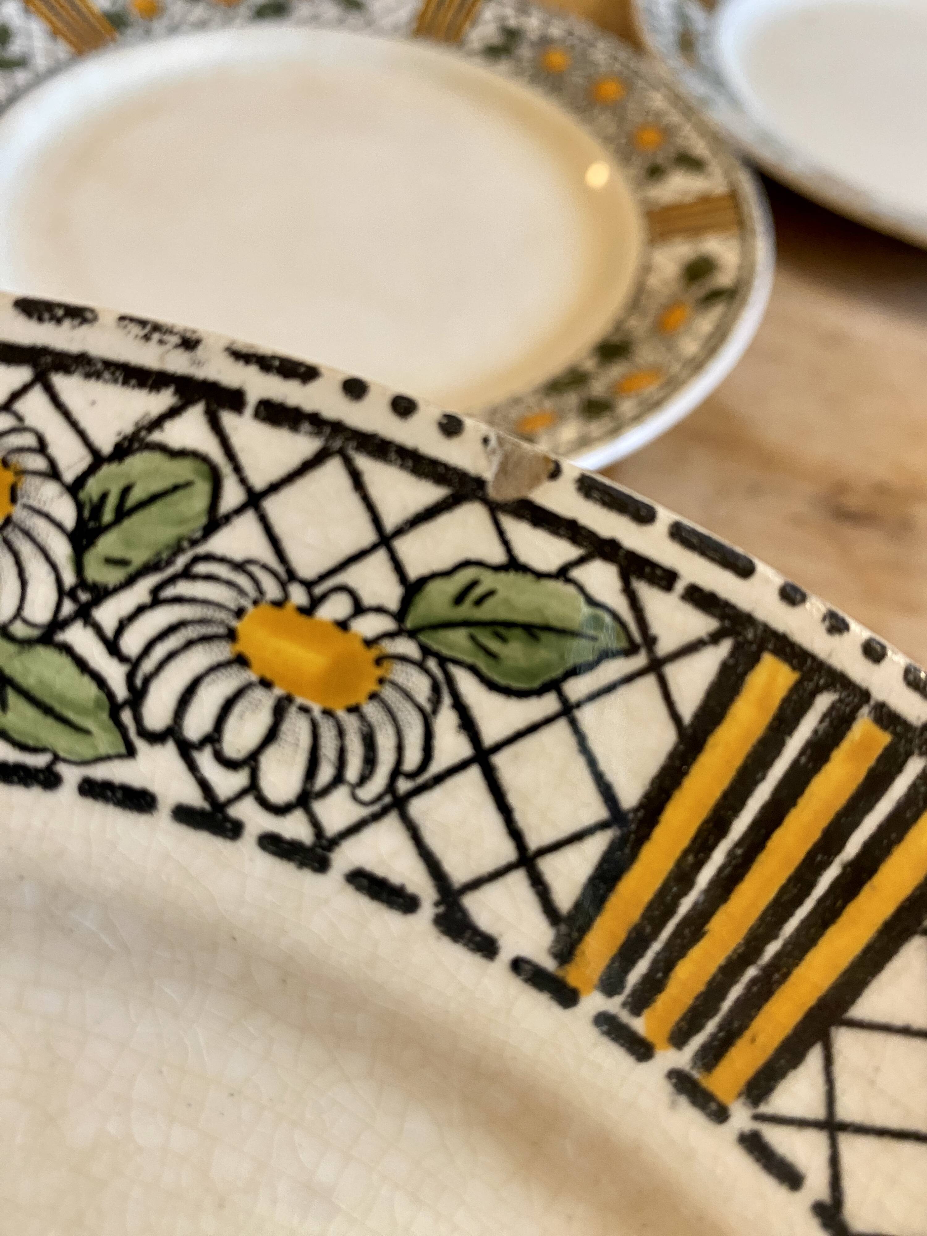 Set of 6 vintage flat plates model Elisabeth from HBCM
