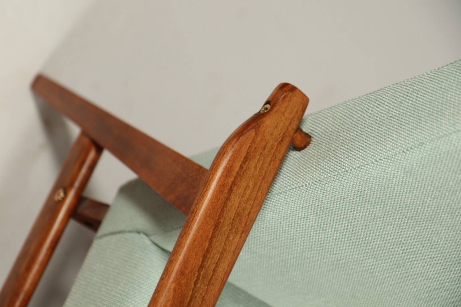 Vintage fauteuil rétro style blue bébé 1970 milieu de siècle modern design fauteuil de salon rénové
