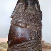 Hemba Helmet, Suku