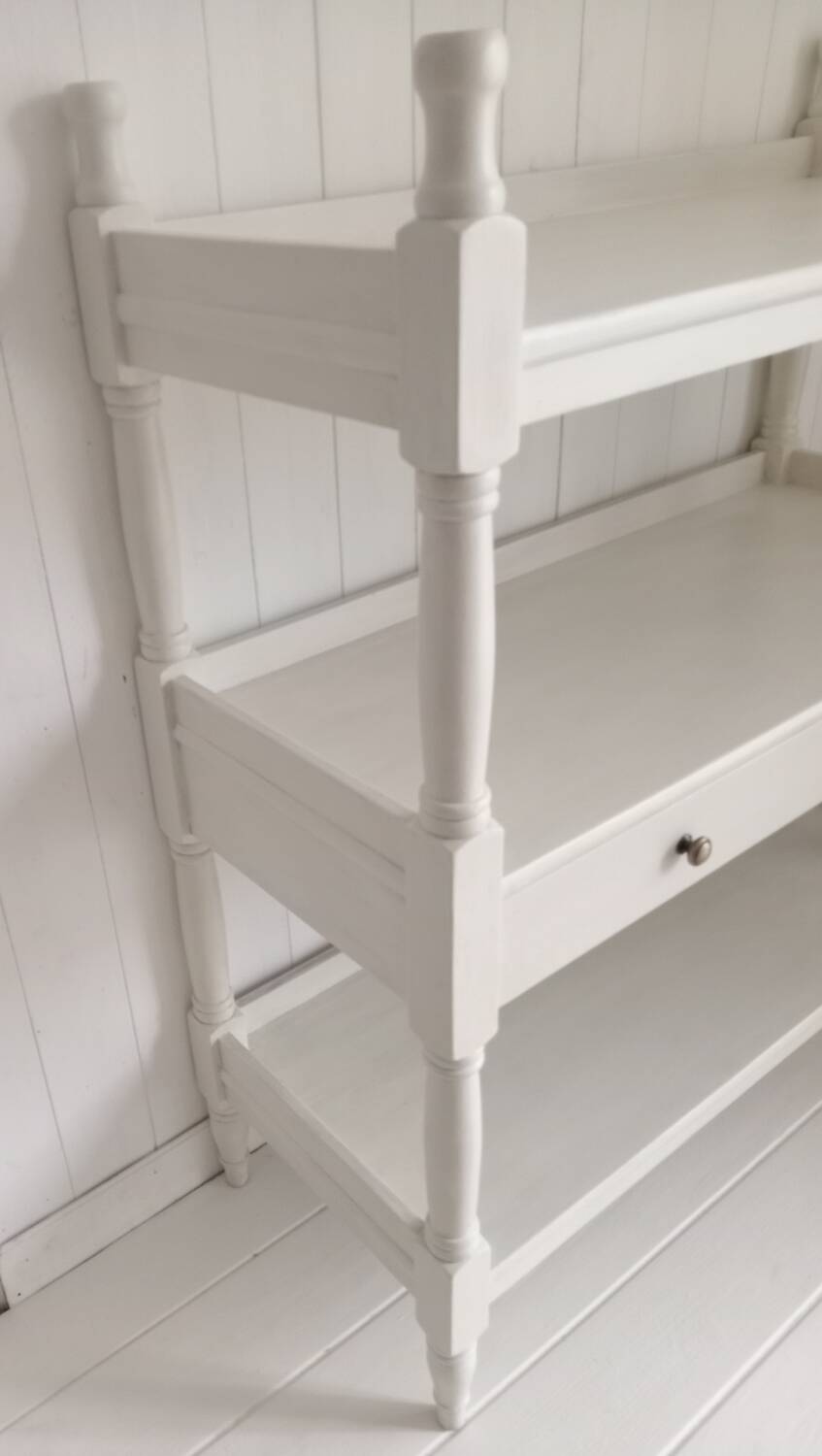 Shelf / Shelf unit on feet