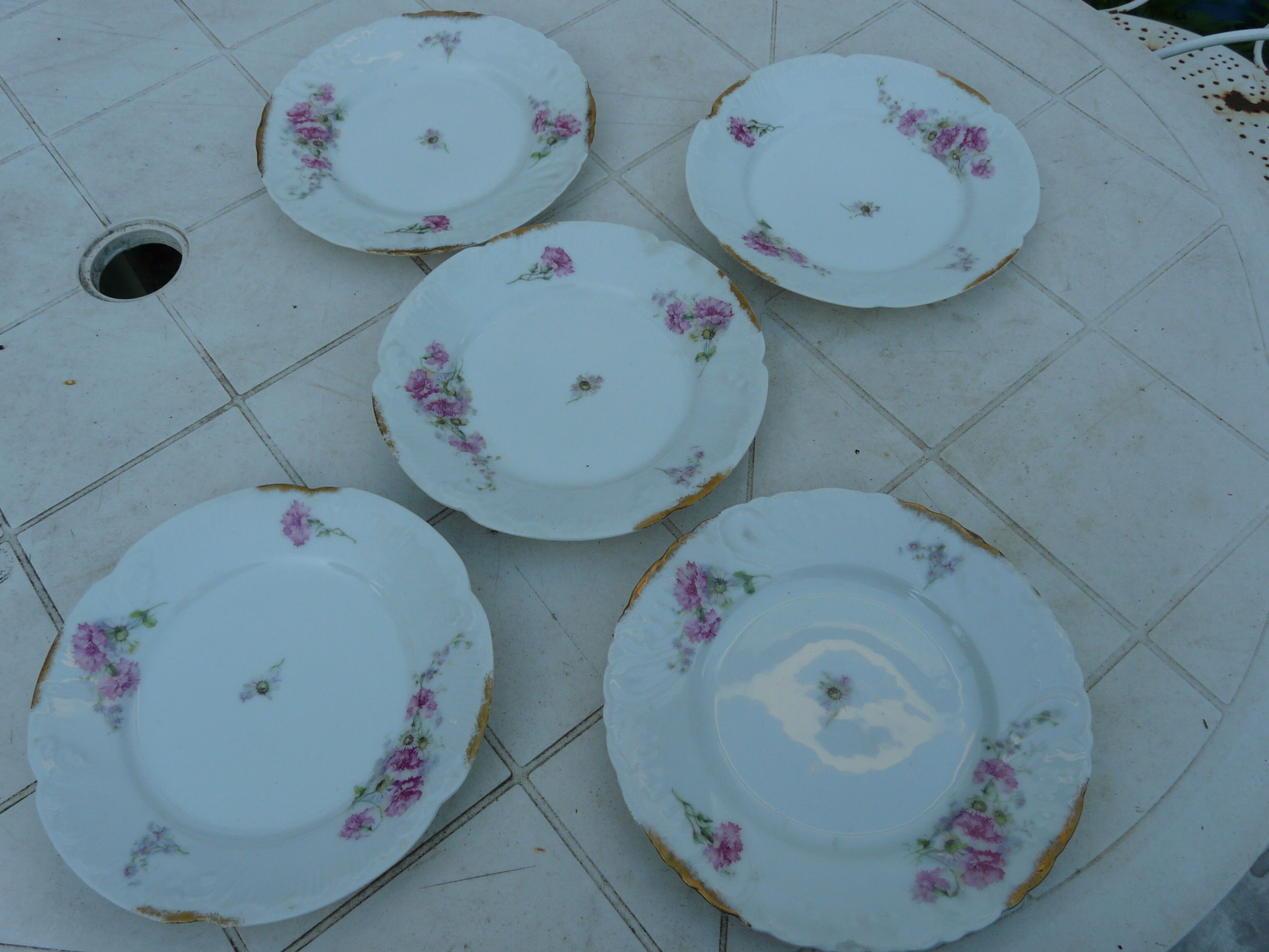 5 assiettes à dessert en porcelaine XIXème