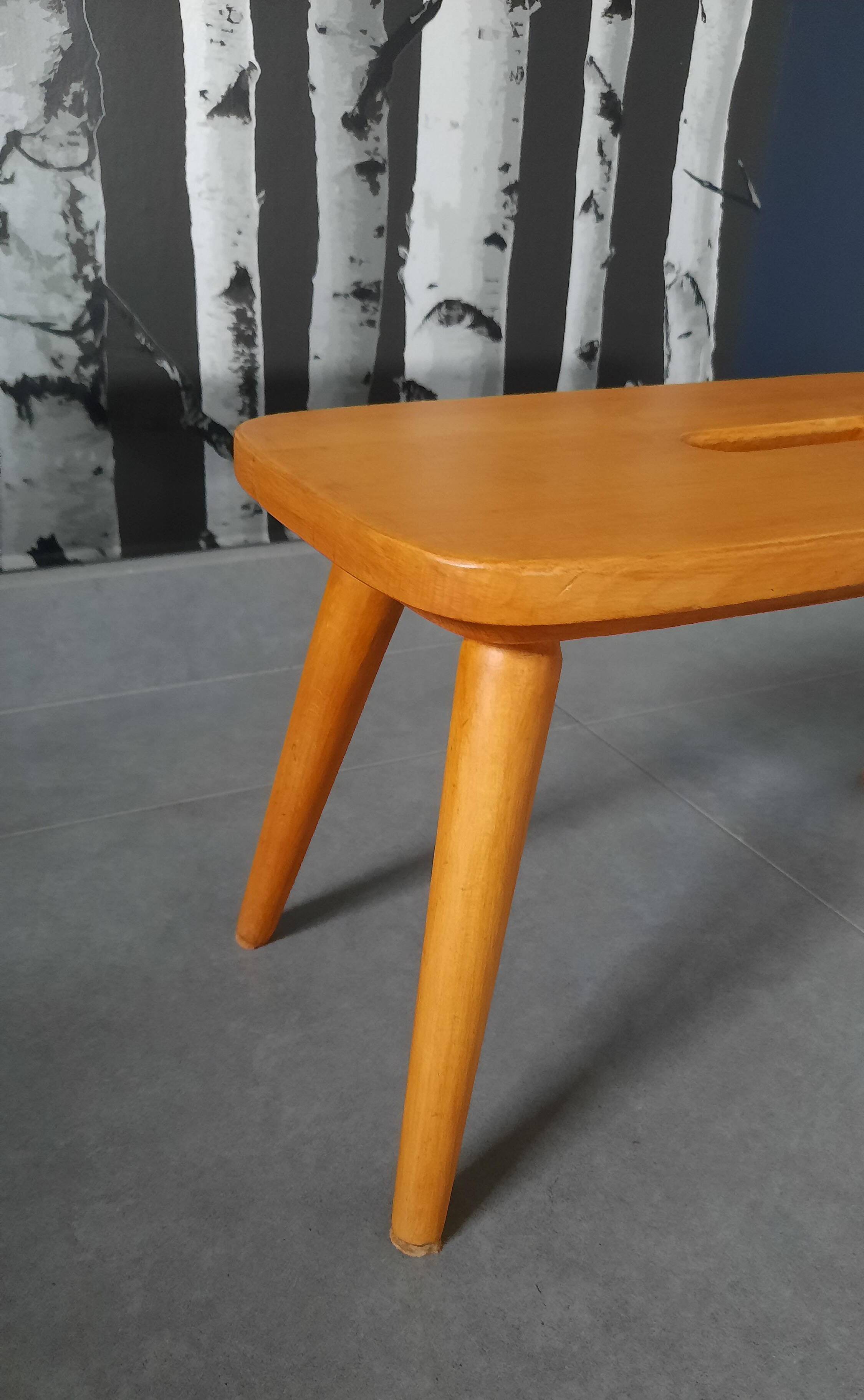 Mini stool with compass legs